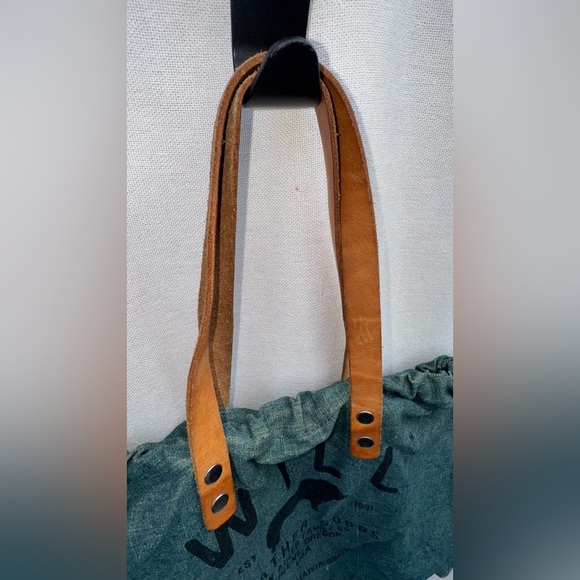 Will Teal Travel Tote, Leather Straps, Sinch Top - Picture 4 of 5